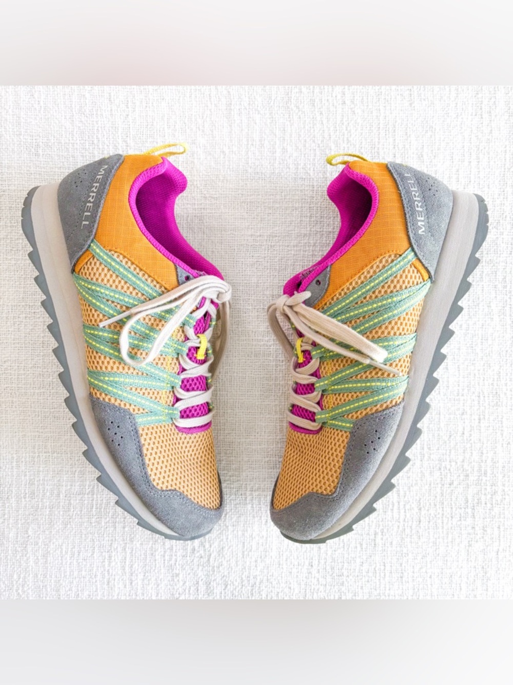 Merrell colorful Alpine sneakers. - Picture 6 of 14